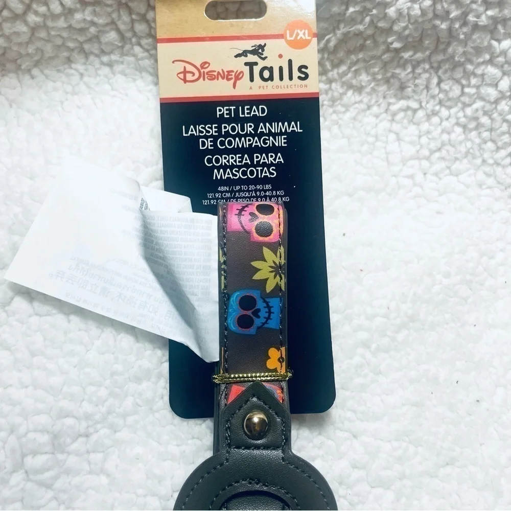NWT Disney Dog Leash Coco - Day of the Dead Sugar Skulls - Disney Tails Pet Lead